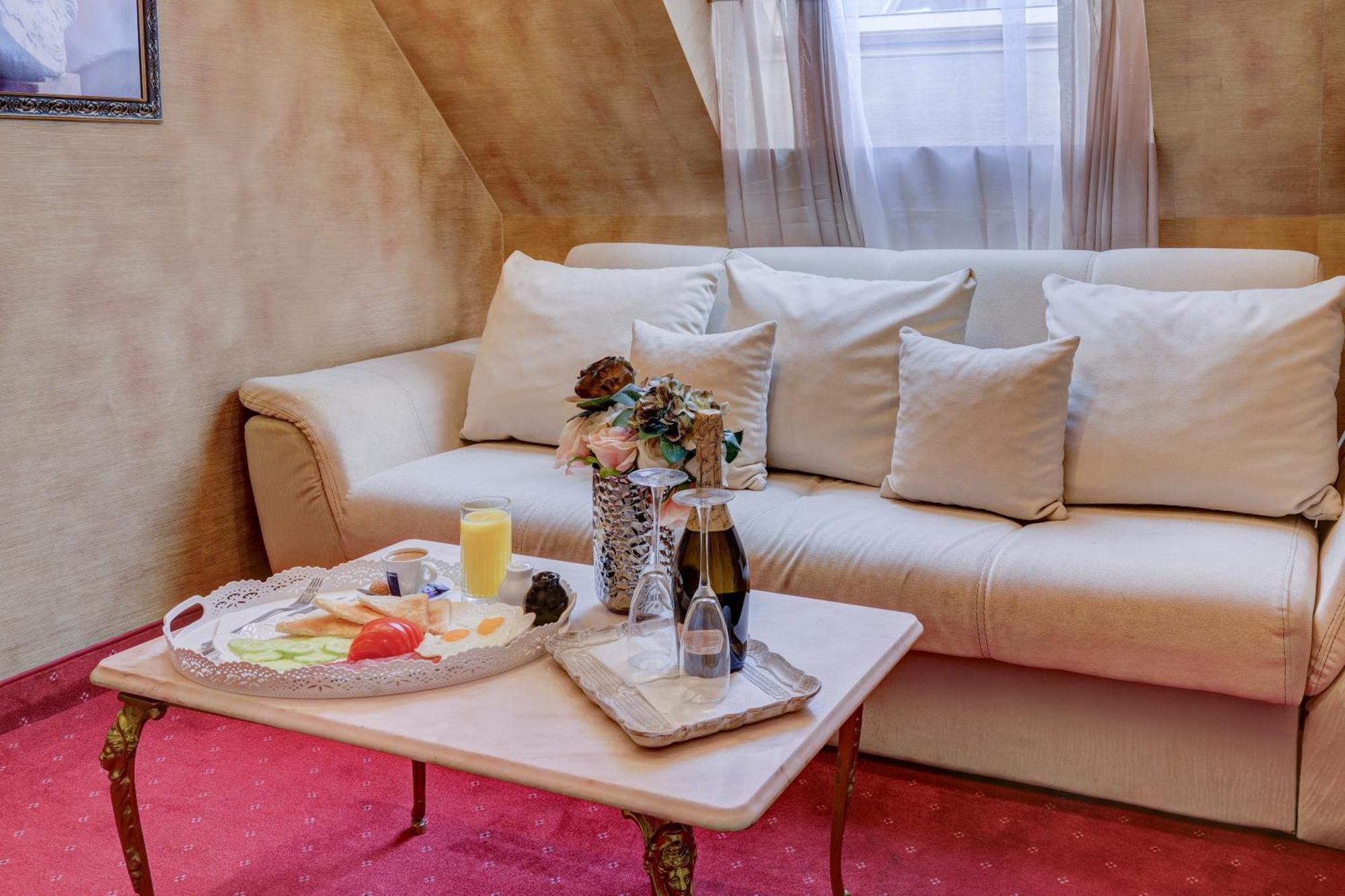 Hotel Imperia Varna Extérieur photo